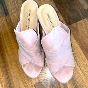 Pink heels. Worn twice. EUC.